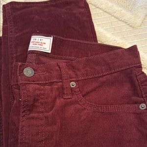 GAP Corduroy Pants in Deep Burgundy size 29 Tall